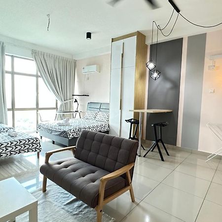 Palazio Serviced Apartment In Mount Austin Near Aeon Ikea Toppen Hsi Johor Bahru Zewnętrze zdjęcie