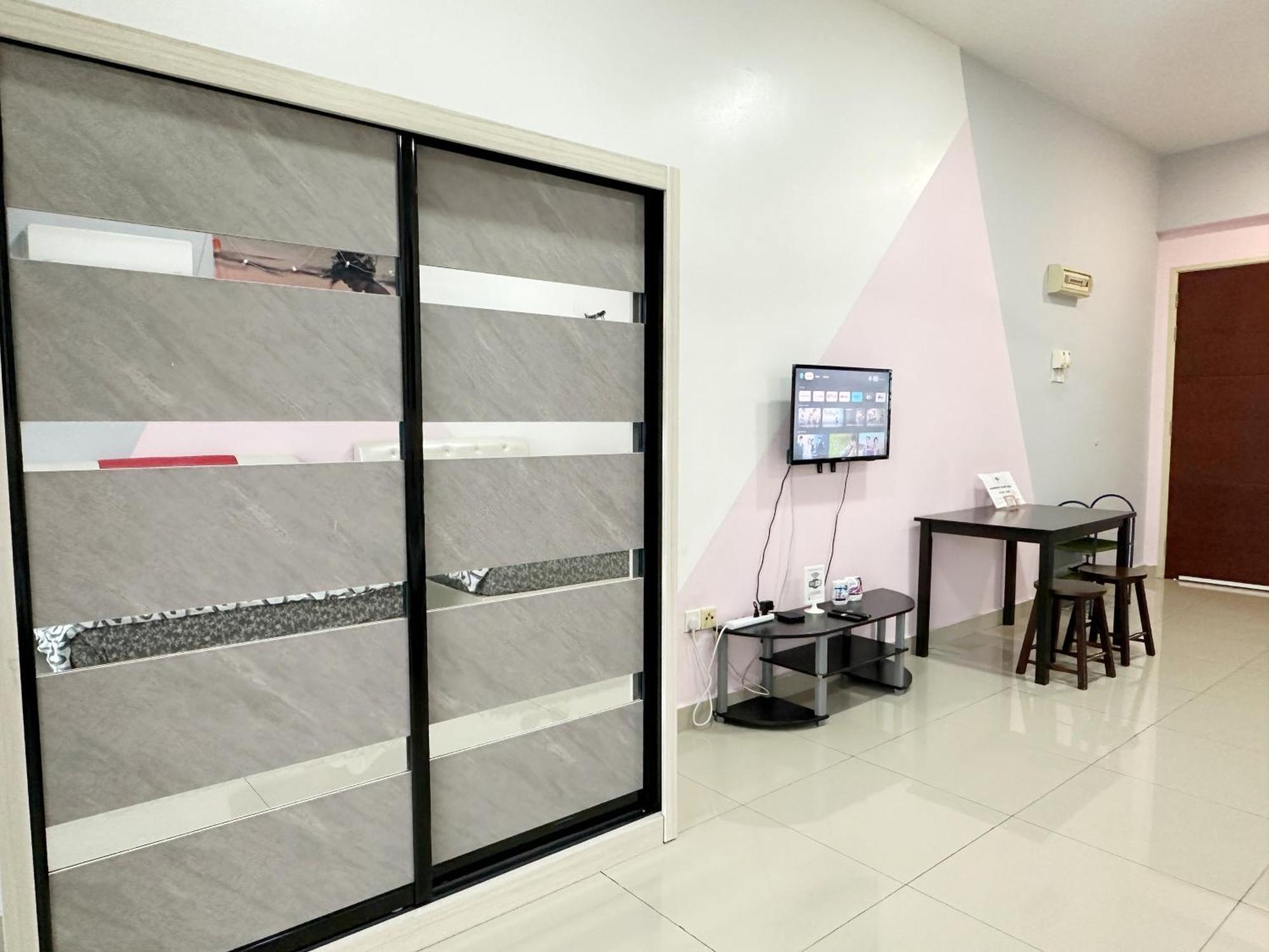 Palazio Serviced Apartment In Mount Austin Near Aeon Ikea Toppen Hsi Johor Bahru Zewnętrze zdjęcie