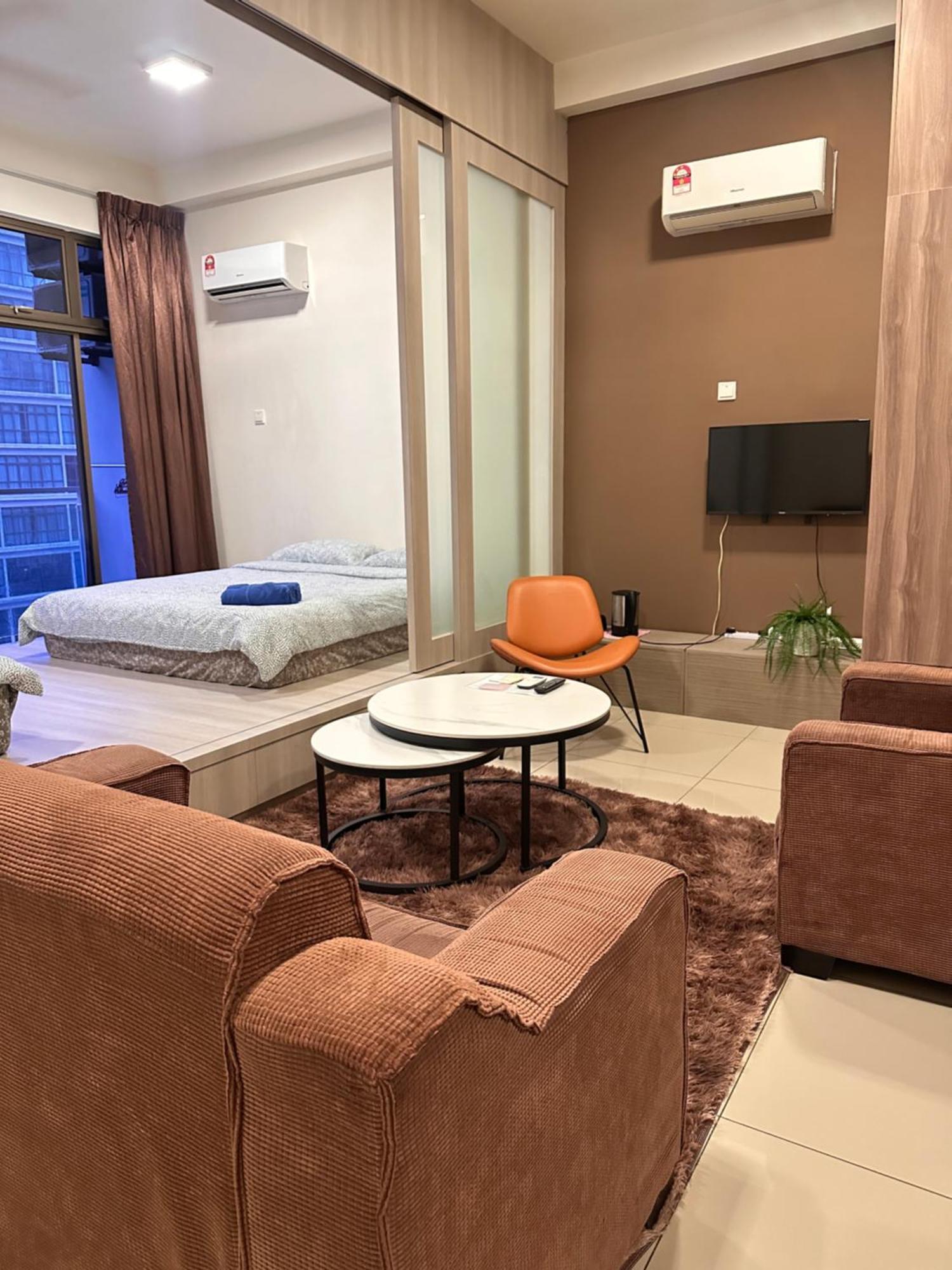Palazio Serviced Apartment In Mount Austin Near Aeon Ikea Toppen Hsi Johor Bahru Zewnętrze zdjęcie